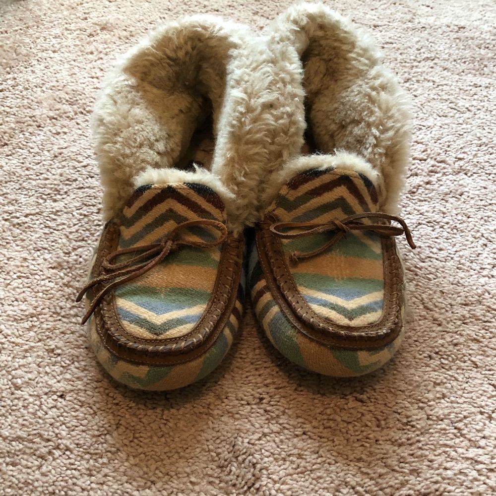 Ugg Pendleton Slippers